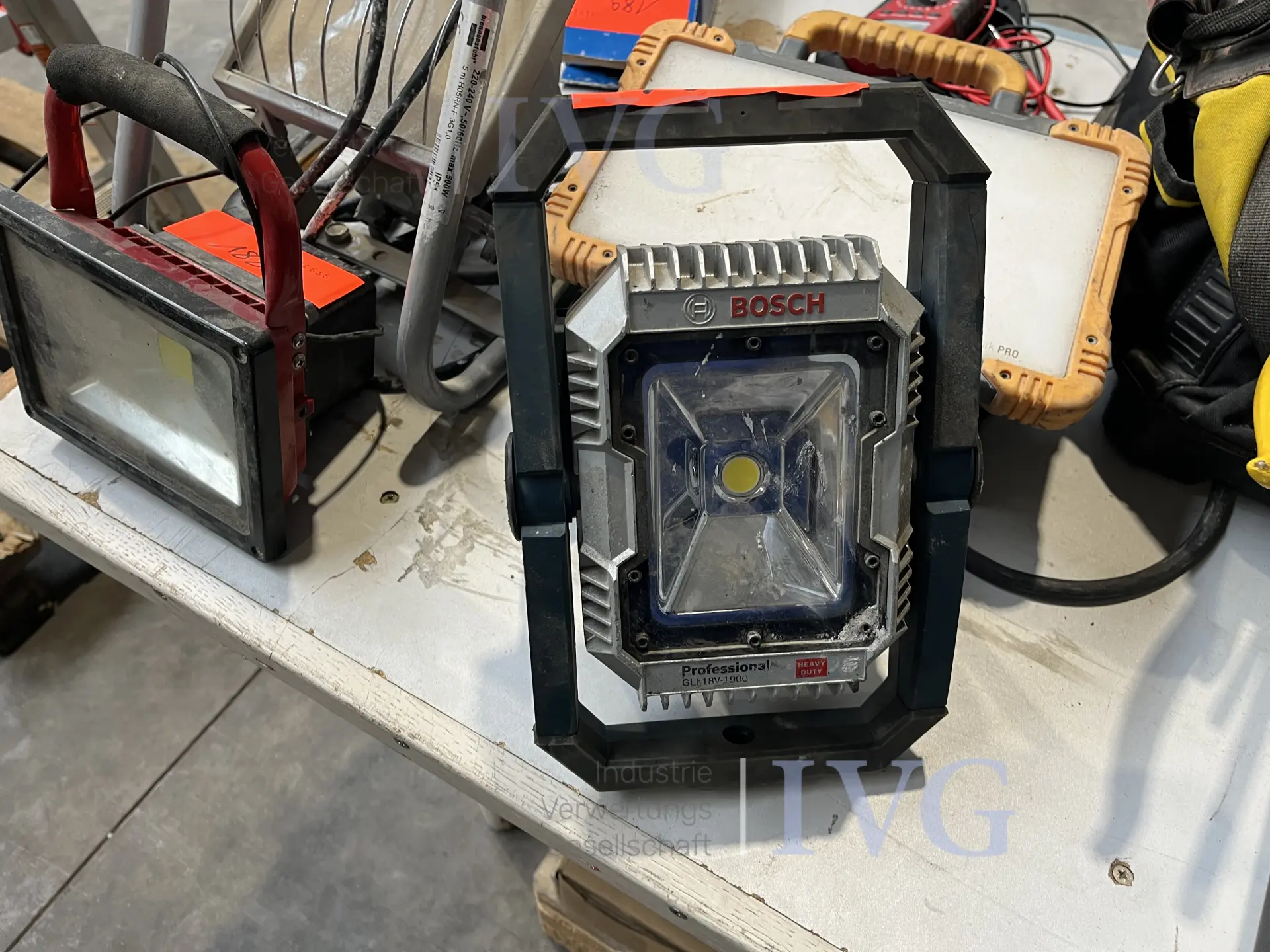 AKKU Baustrahler BOSCH Professional GLI 18V-1900